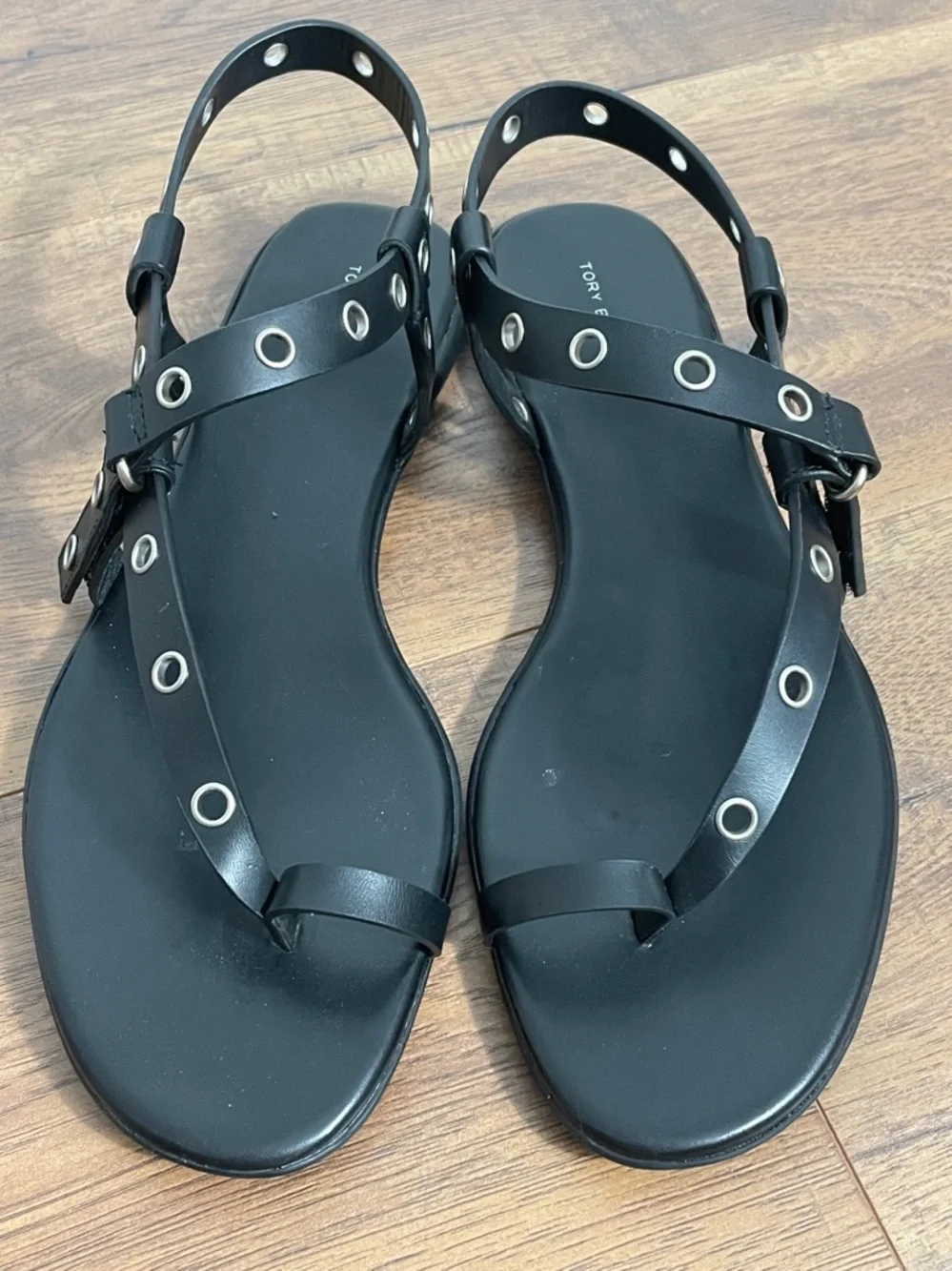 Tory‎ Burch Eyelet Toe Ring Sandals Size 11
